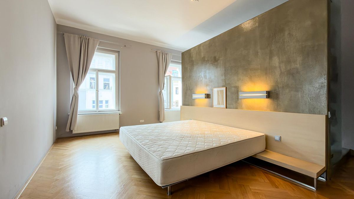 Pronájem bytu 3+kk 120 m²